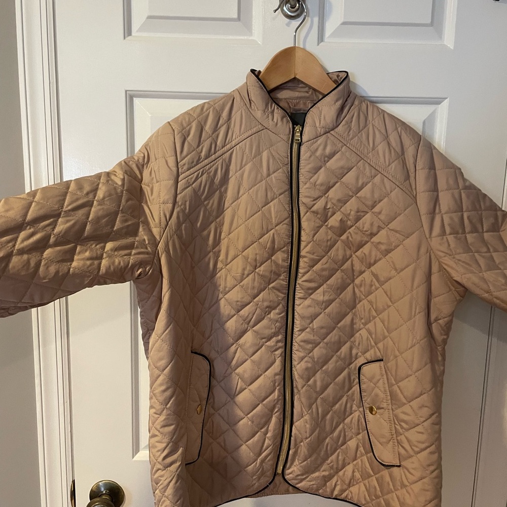 Lightweight jacket